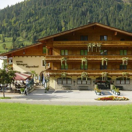 Hotel Wenger Alpenhof Верфенвенг Экстерьер фото