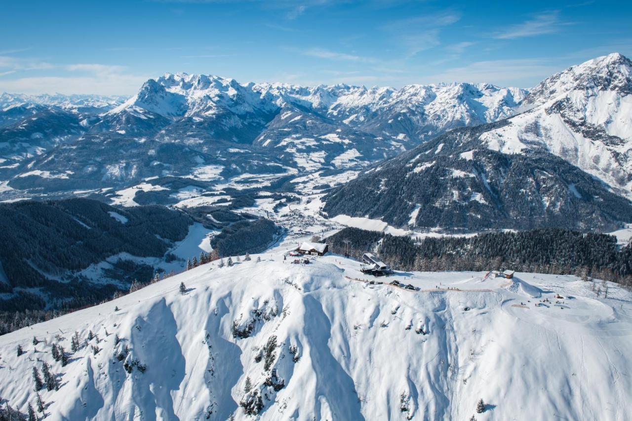 Hotel Wenger Alpenhof Верфенвенг Экстерьер фото